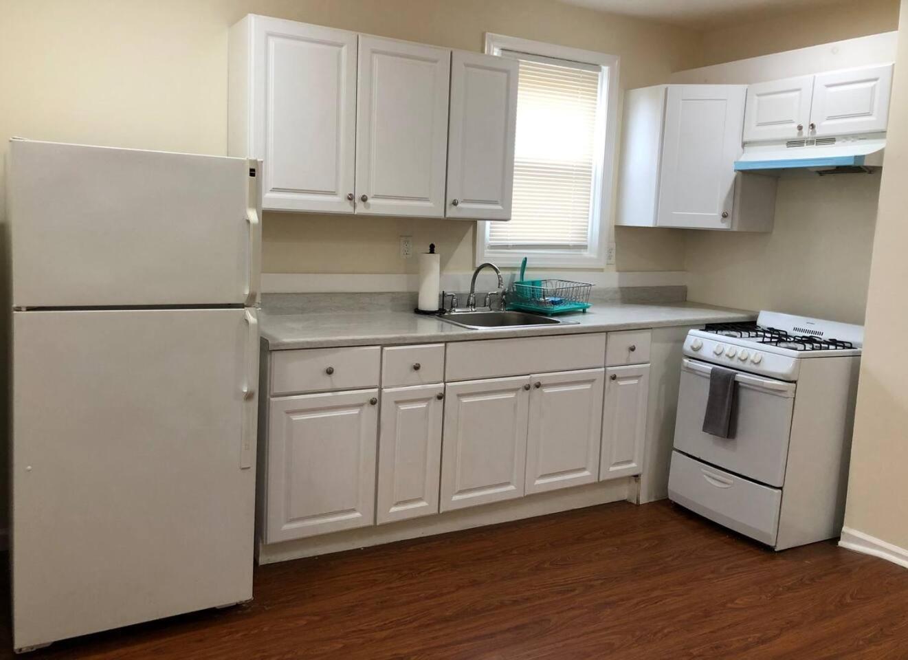 Large And Private 3 Bedroom And 1 Bathroom Apartment Near Newark International Airport Ewr And New York City Екстер'єр фото